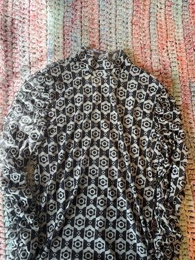 Anthropologie Maeve Black and White Floral Geometric Top
